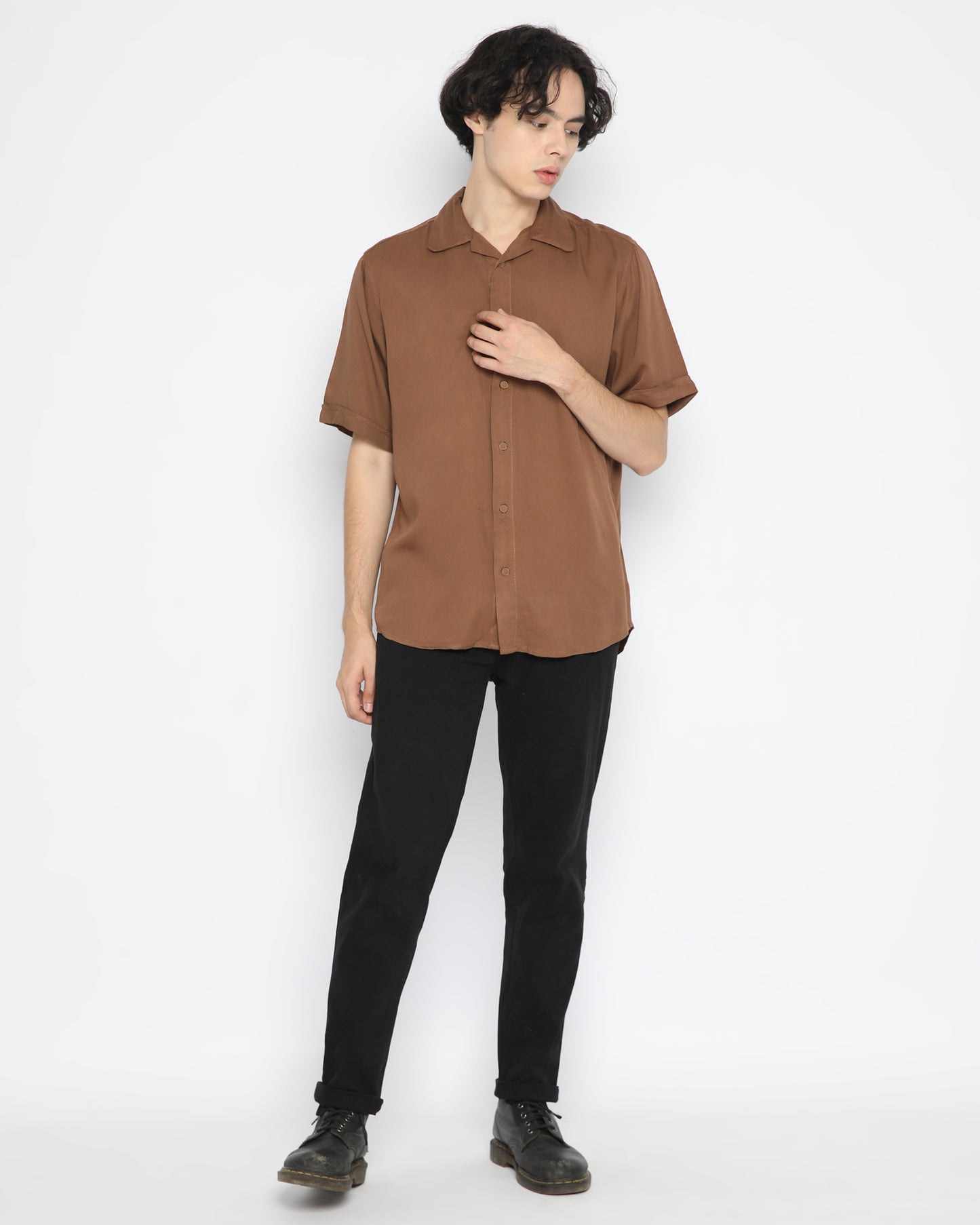 Erigo Short Shirt Delwyn Dark Brown Unisex