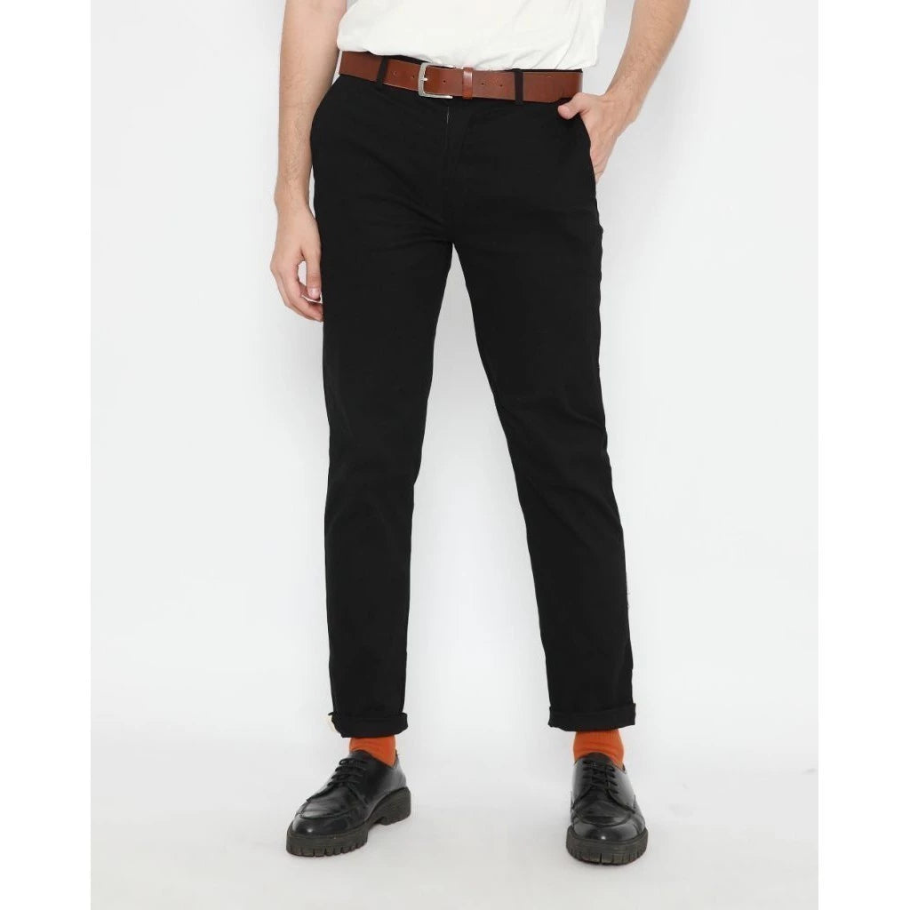 Erigo Bundling Paket Hemat Chino Pants Sirius Black + T-Shirt Basic Meghan Black Unisex