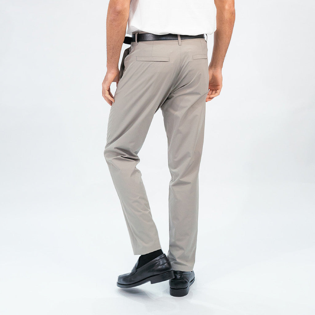 Erigo Relax Chino Pants Evgeni Oyster Grey - Celana Panjang Relax Unisex