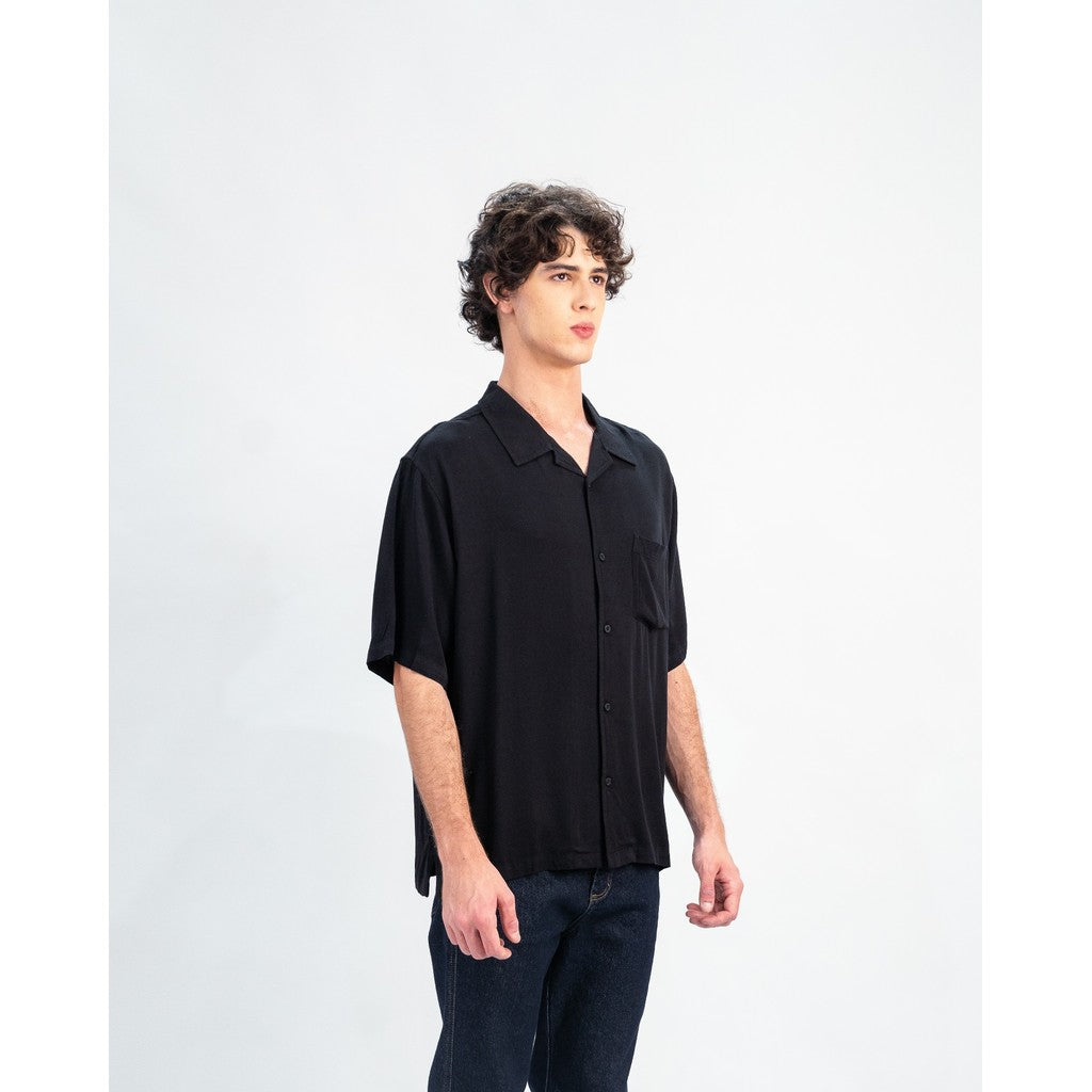 Erigo Short Shirt Pocket Dillon Black - Kemeja Lengan Pendek Rayon Unisex