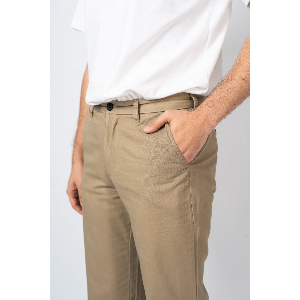 Erigo Chino Pants Reguler Jerick Beige